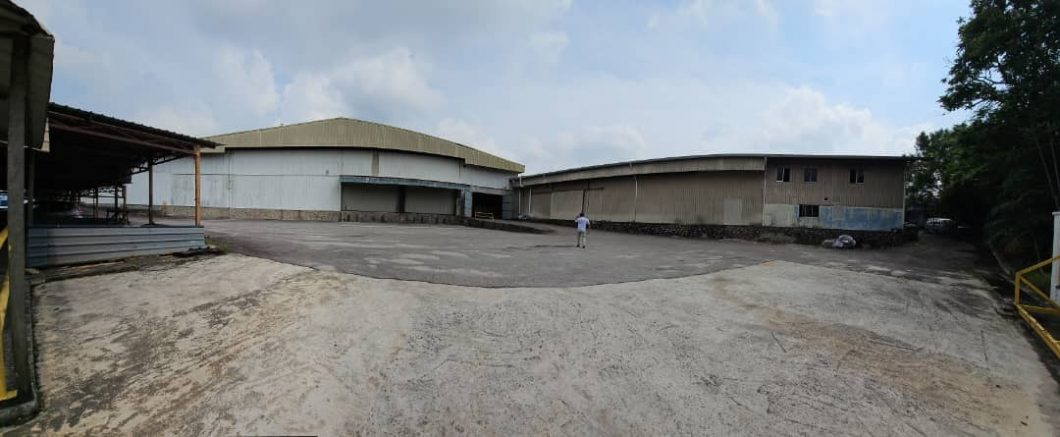 Johor Factory Malaysia Industry WhatsApp-Image-2023-08-17-at-17.20.57-1060x437 Larkin Industry Park Factory with Big Extra Land For Rent (BT-PTR 19)  