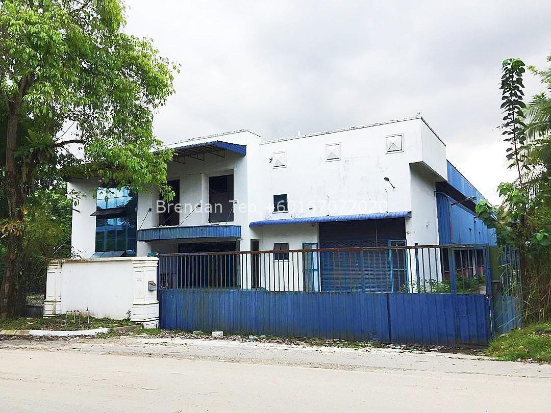 Johor Factory Malaysia Industry IMG-20200707-WA0075_mh1594866449461 Kempas Area Detached Factory For Rent  