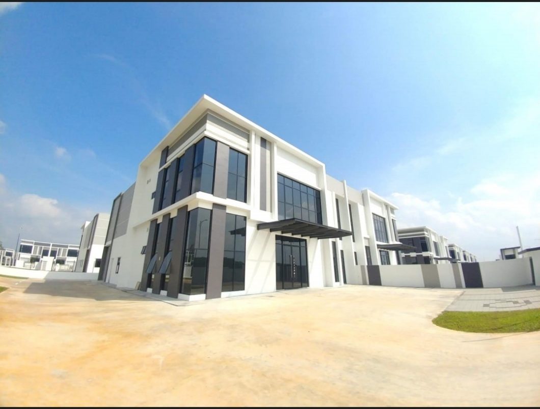 Johor Factory Malaysia Industry WhatsApp-Image-2021-07-04-at-18.36.23-1060x803 Senai Industry Park Semi-Detached Intermediate Units For Rent (PTR222)  