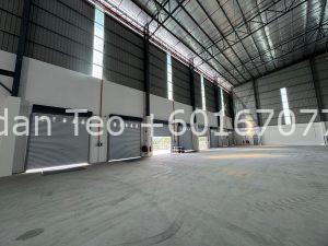 Johor Factory Malaysia Industry WhatsApp-Image-2025-05-22-at-13.41.05-3-300x225 Pasir Gudang Medium Ind. Factory with High Power, High Ceiling and Loading Bay For Rent  