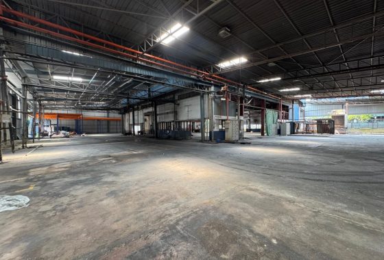 Johor Factory Malaysia Industry WhatsApp-Image-2025-08-27-at-14.08.17-2-560x380 Johor, Skudai Taman Industri Jaya Detached Factory with High Power For Sale (BT-PTR73)  