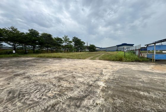 Johor Factory Malaysia Industry WhatsApp-Image-2025-09-28-at-18.12.21-560x380 Pasir Gudang Factory with Big Land and High Power For Sale (BT-PTR74)  