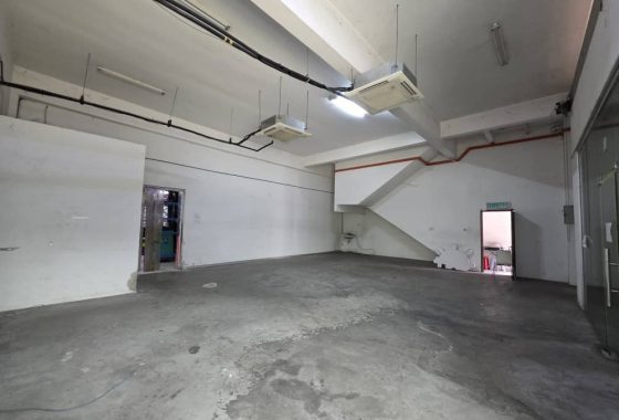 Johor Factory Malaysia Industry WhatsApp-Image-2025-10-08-at-17.16.48-560x380 Johor Kempas Industry Park Cluster Factory For Rent (PTR75)  
