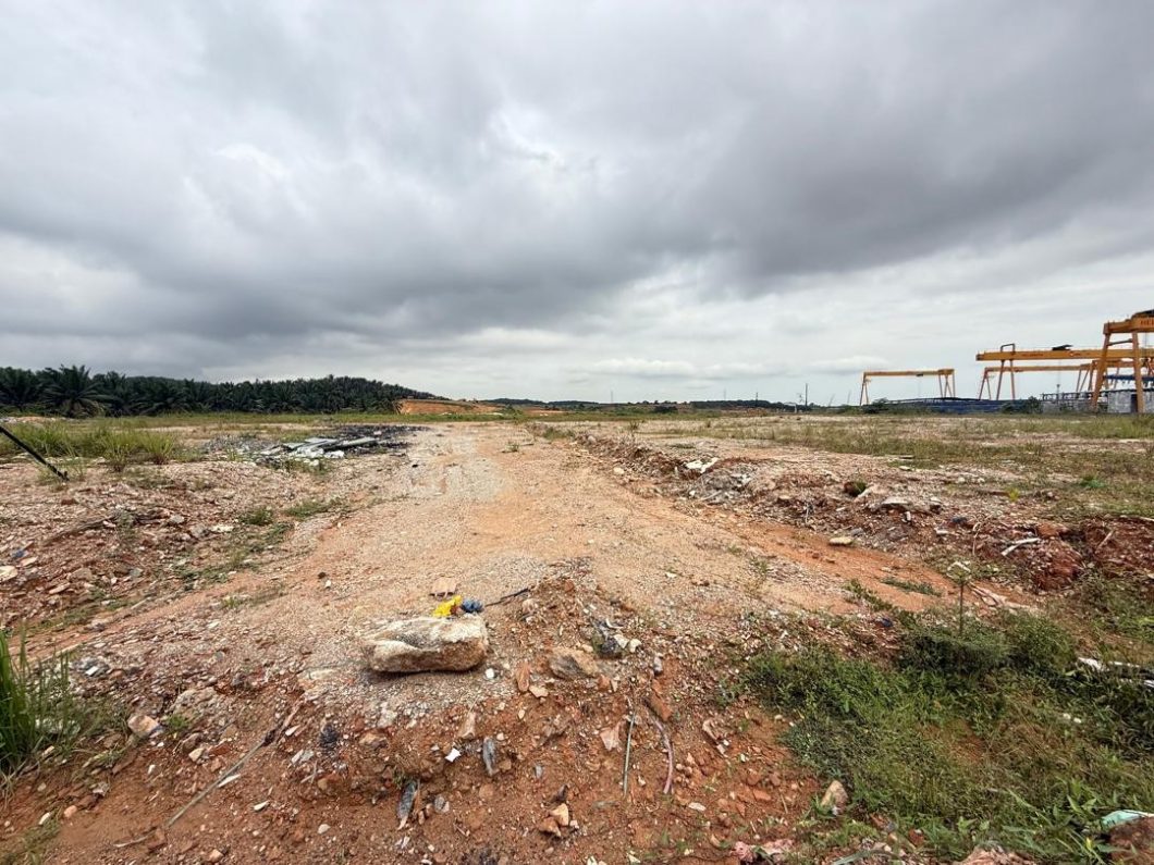 Johor Factory Malaysia Industry WhatsApp-Image-2025-10-20-at-15.36.11-1060x795 Senai Freehold Medium Industrial Land For Sale (BT-PTR76)  