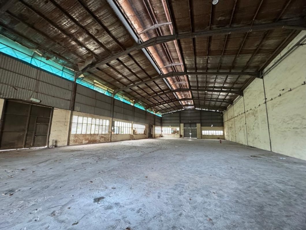 Johor Factory Malaysia Industry WhatsApp-Image-2025-12-20-at-12.24.30-1-1060x795 Tampoi Industrial Park Freehold Factory with High power For Sale (BT-PTR23) Johor Factory Malaysia Industry WhatsApp-Image-2025-12-20-at-12.24.30-1-1060x795 Tampoi Industrial Park Freehold Factory with High power For Sale (BT-PTR23)